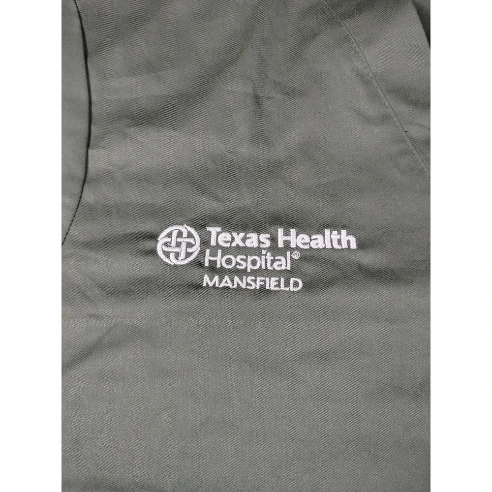 UA Butter-Soft Scrub Top Mens Medium Green V Neck Texas Health Hospital Nurse ER